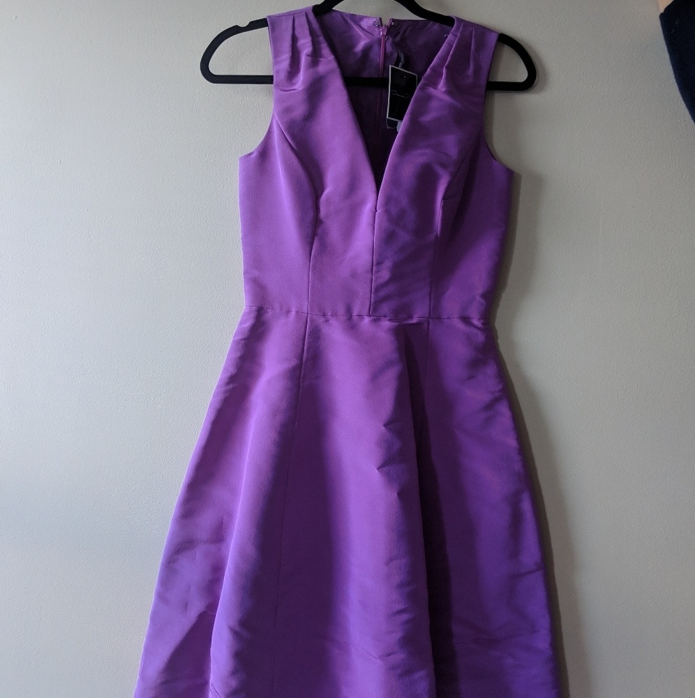 Brand New purple Oscar de la Renta purple dresd